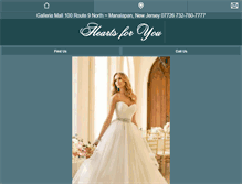 Tablet Screenshot of heartsforyoubridal.com